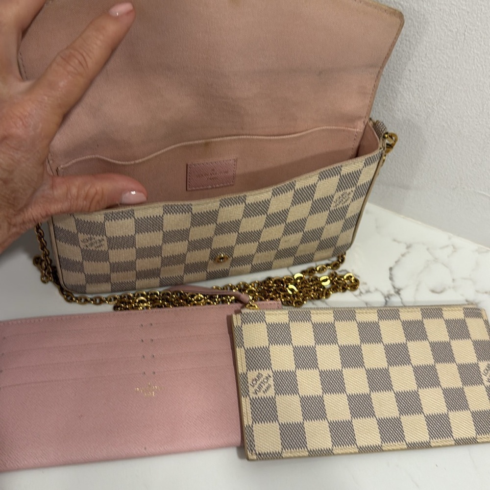 Louis Vuitton Felicie Pochette - Picture 4 of 7
